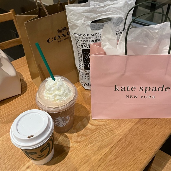 Meet your Posher, Maicah - Picture 5 of 9